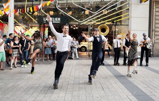 Artistes en déambulation pour événements extérieurs