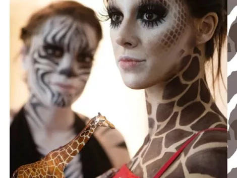 Bodypainting & création de masques en silicone

Nos experts en maquillage et effets spéciaux métamorphosent les artistes en créatures sauvages : girafe...