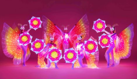 Animations danse & technologies lumineuses : l’expérience futuriste qui transforme vos événements